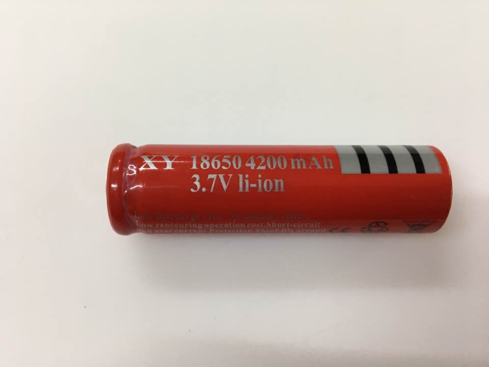 nabijatelna bateria 18650.  3.7v 4800mAh